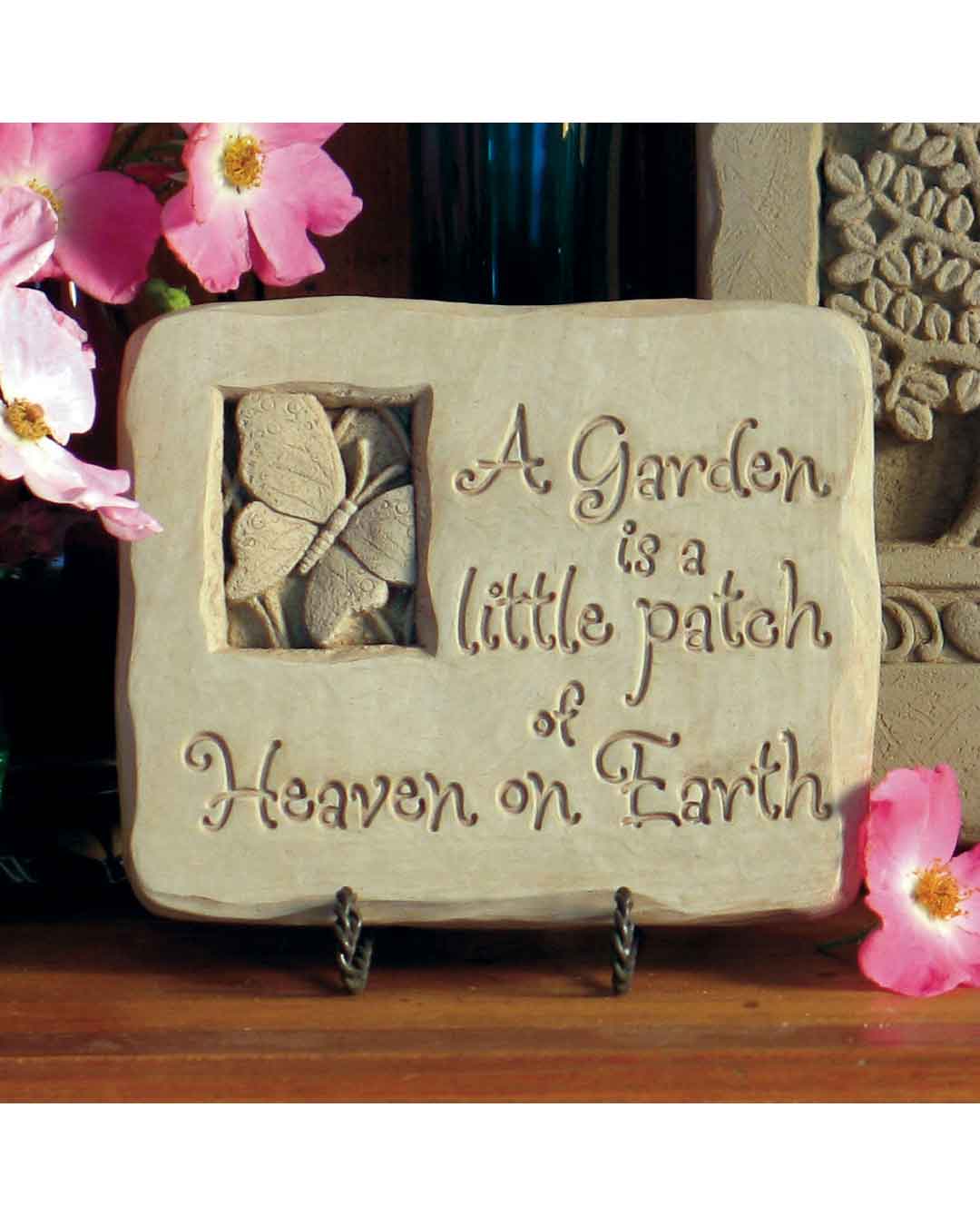 You are currently viewing Personalized Garden Gifts: Ideas for Unique and Thoughtful Presents
