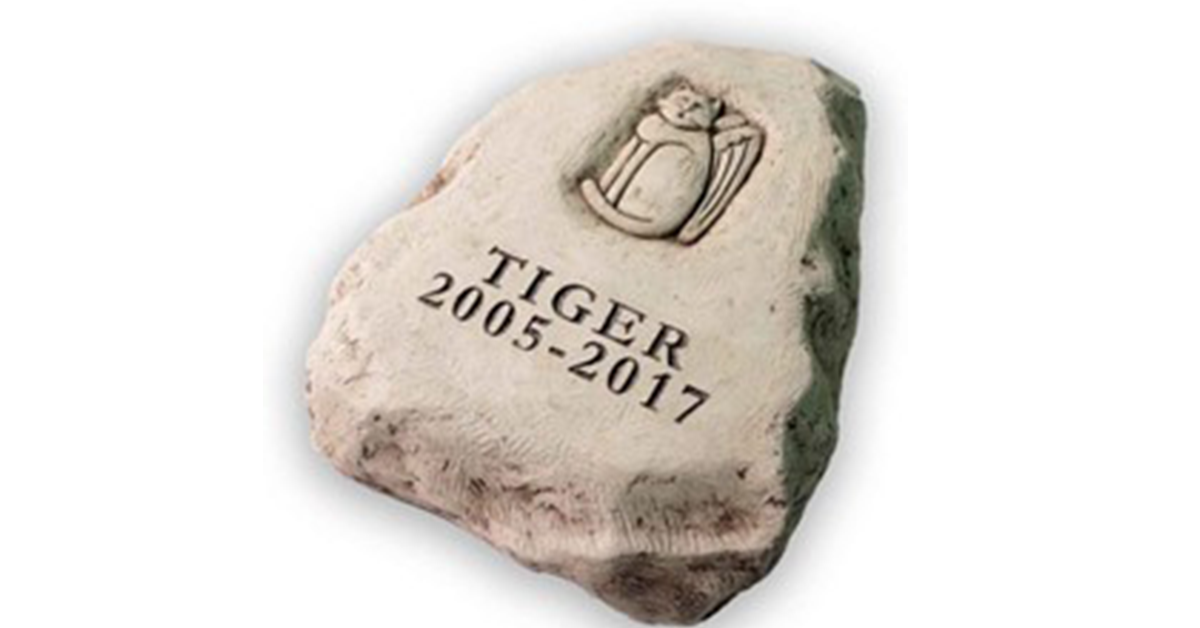 You are currently viewing The Importance of Pet Memorial Gifts: Honoring and Remembering Your Furry Friend